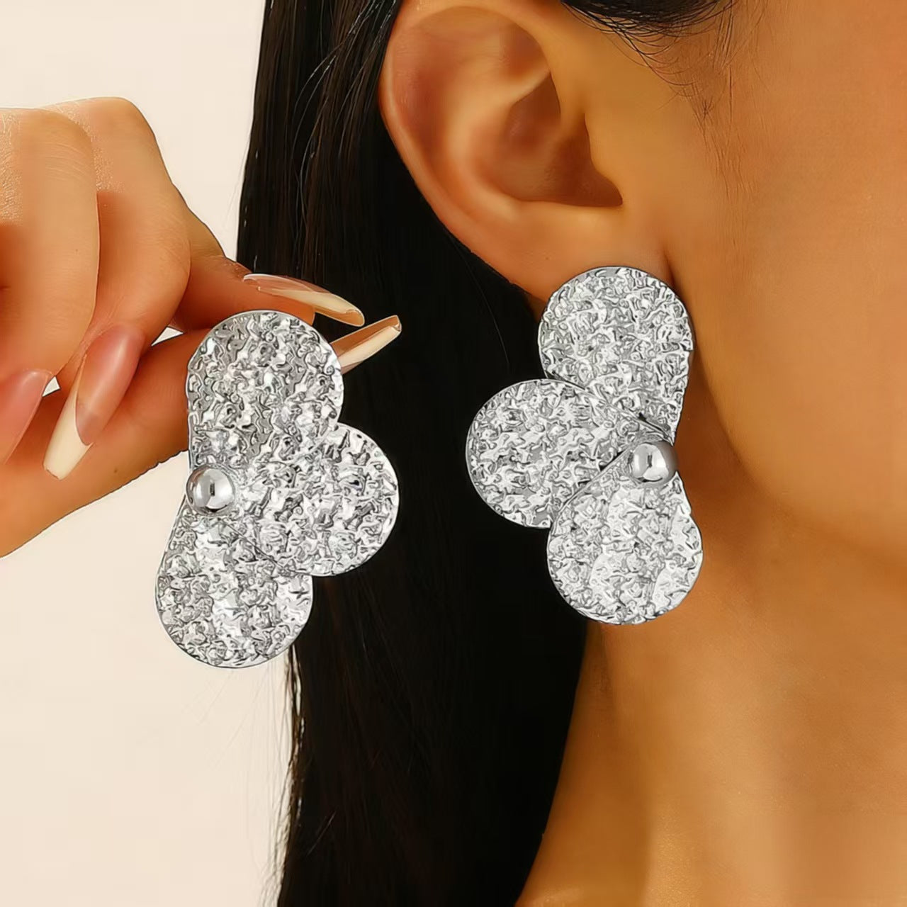 花朵復古誇張耳環－細節特寫7｜https://igowo.tw/