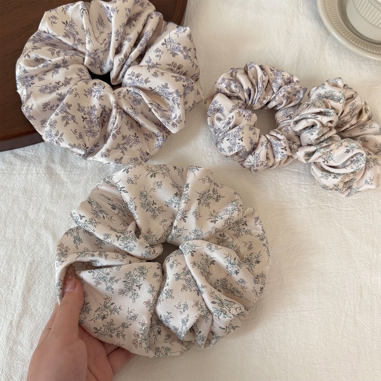 碎花大腸圈髮圈－紫碎花-大號款細節｜https://igowo.tw/