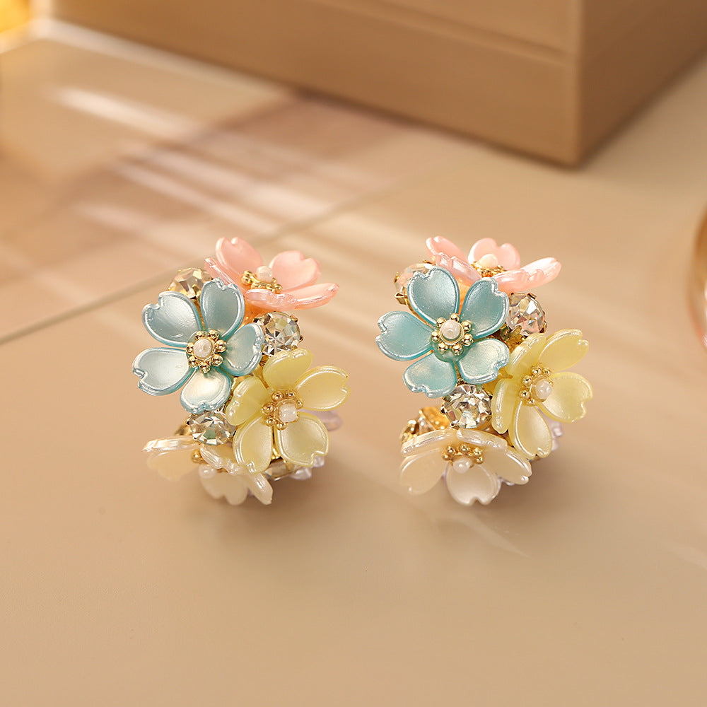 繽紛花朵耳釘－商品主圖｜https://igowo.tw/