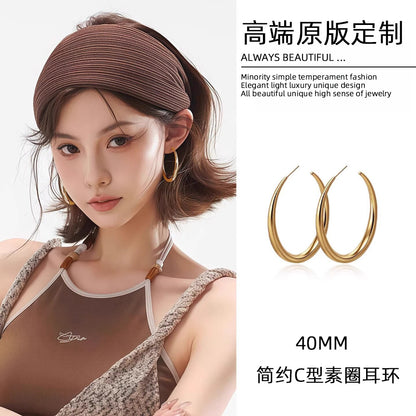 圓圈誇張耳環－細節特寫8｜https://igowo.tw/