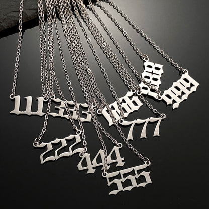 鈦鋼數字簡約項鍊－第二視角實拍｜https://igowo.tw/