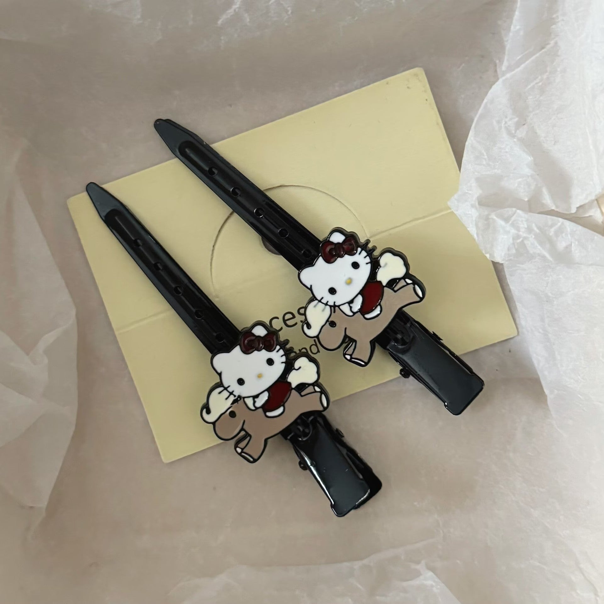 黑色小馬貓咪髮夾－商品主圖｜https://igowo.tw/