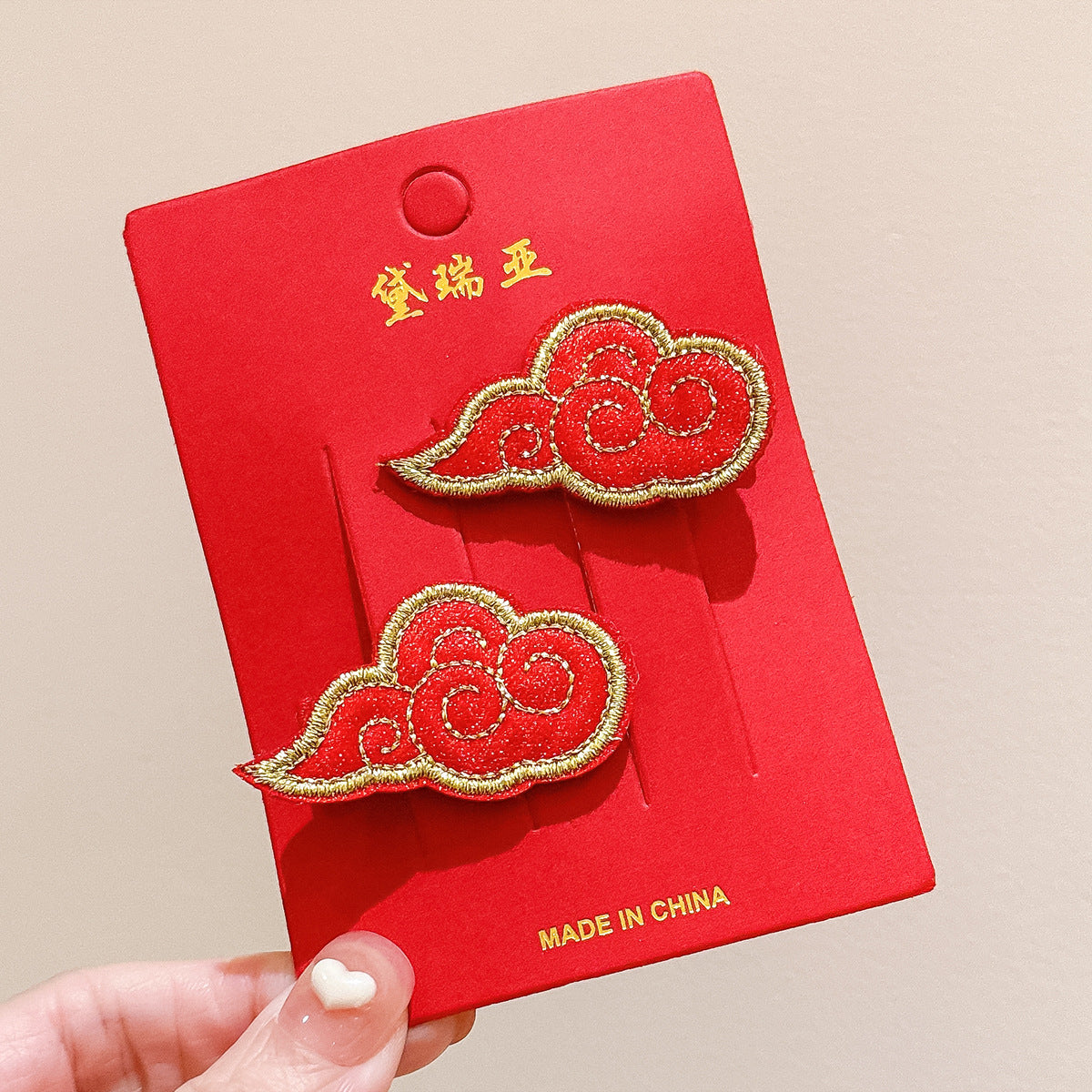 絨面蝴蝶結復古髮夾－細節特寫4｜https://igowo.tw/