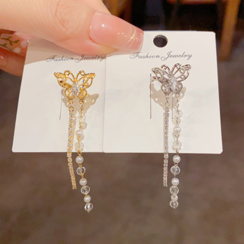 水晶金屬蝴蝶流蘇耳夾－商品主圖｜https://igowo.tw/