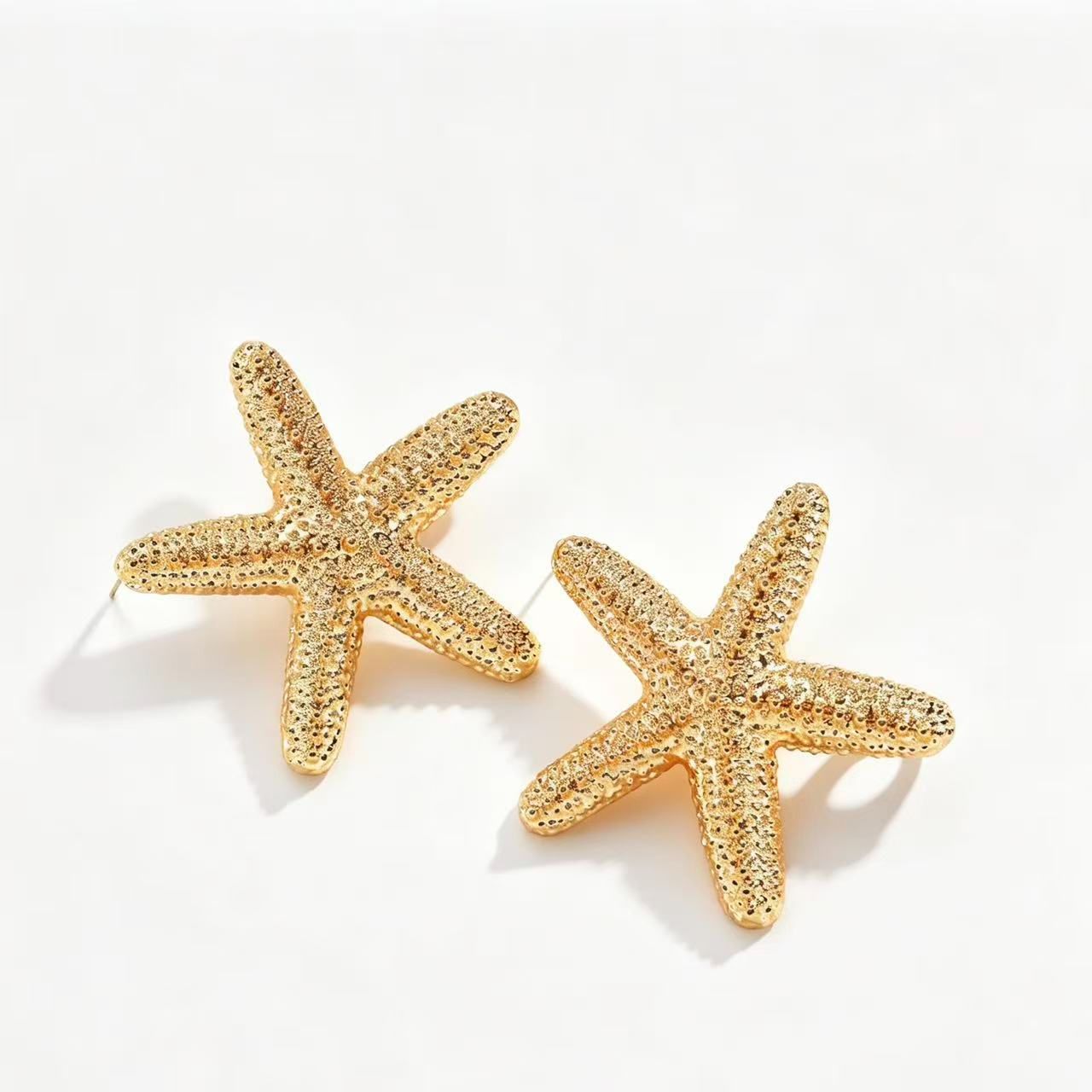 金色合金海星耳釘