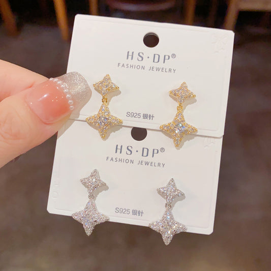 鋯石星星微鑲耳墜－商品主圖｜https://igowo.tw/