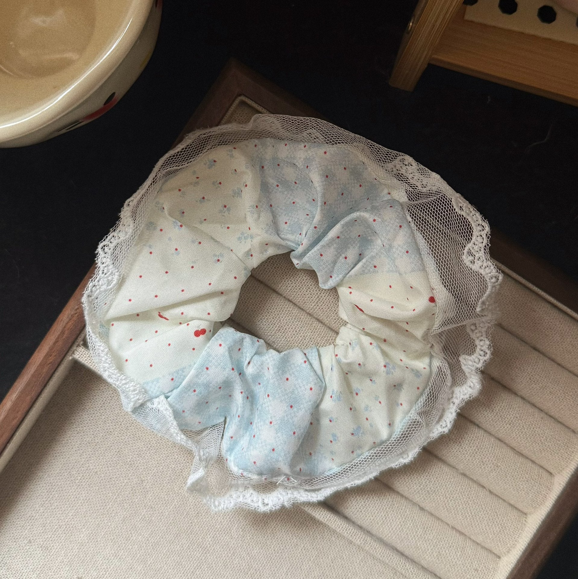 藍色大腸圈簡約髮圈－商品主圖｜https://igowo.tw/
