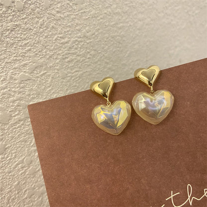 金色珍珠魚尾愛心耳釘