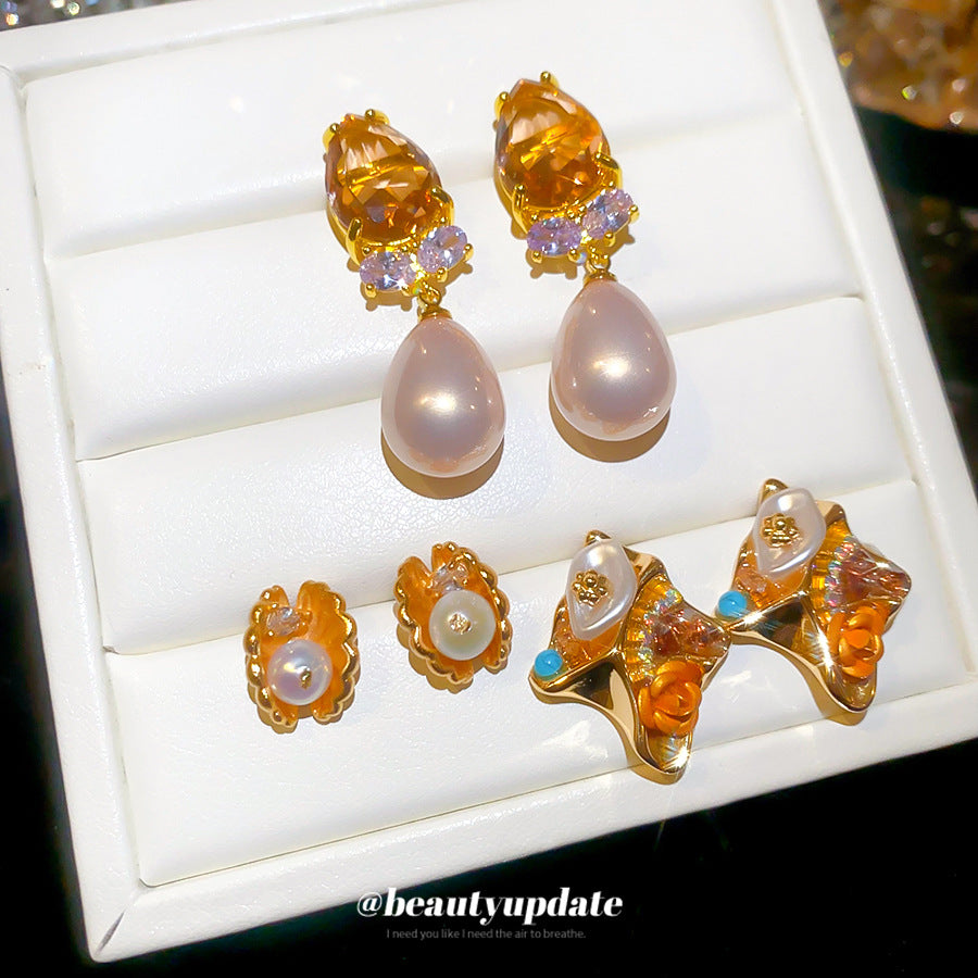 金色珍珠菱形復古耳釘－商品主圖｜https://igowo.tw/