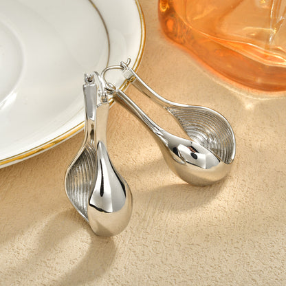 金屬誇張耳扣