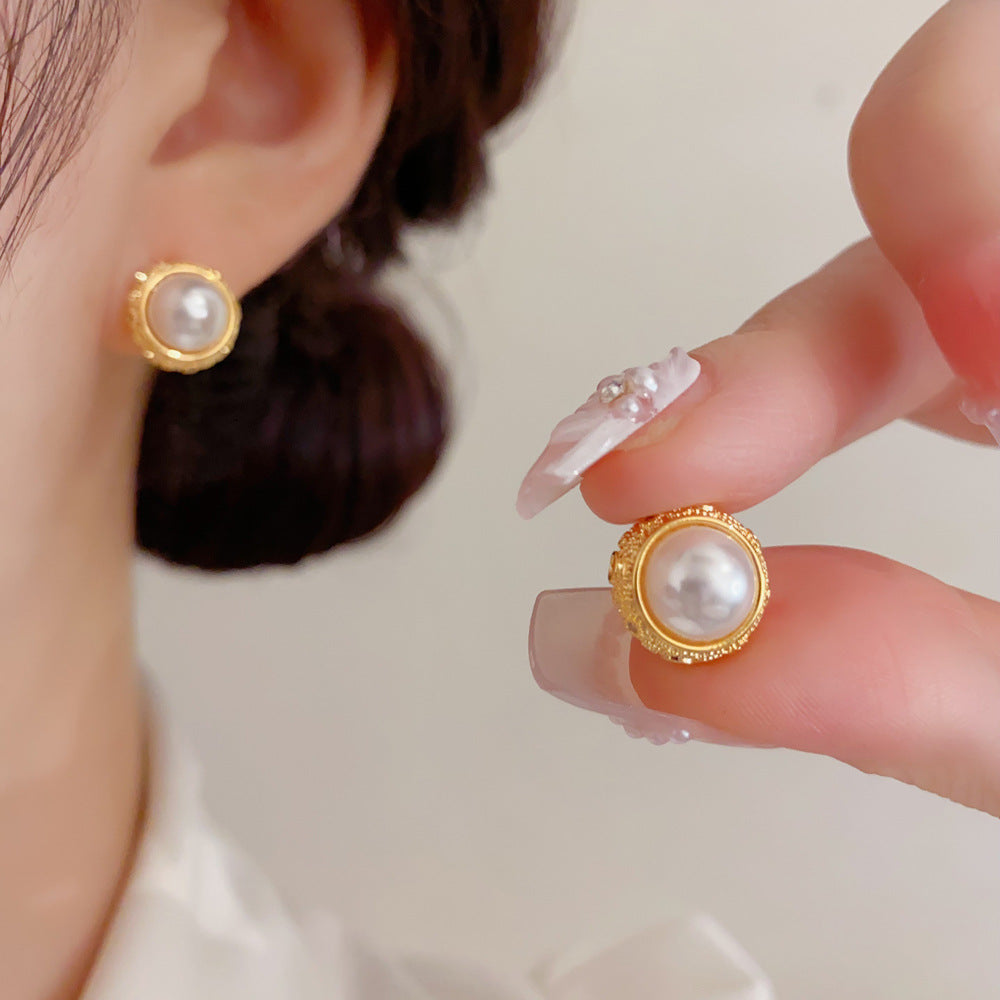 珍珠金屬圓形小巧耳釘－商品主圖｜https://igowo.tw/