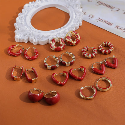 紅色琺瑯愛心C形耳環－商品主圖｜https://igowo.tw/