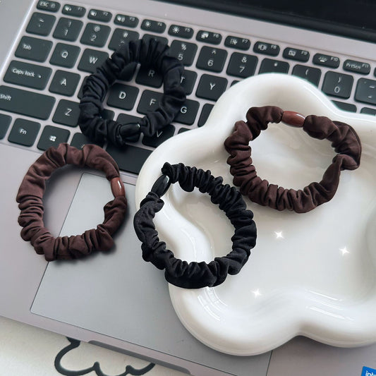 黑色簡約髮圈－商品主圖｜https://igowo.tw/