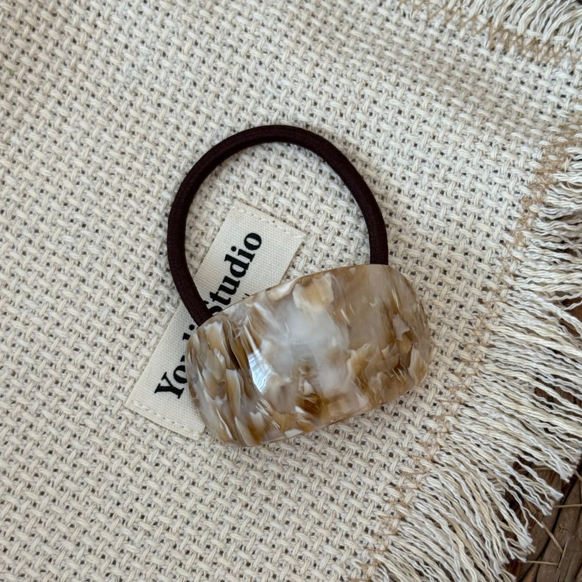 醋酸板材豹紋髮圈－細節特寫6｜https://igowo.tw/