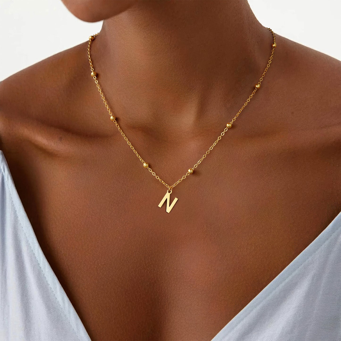 不鏽鋼字母項鍊－細節特寫18｜https://igowo.tw/