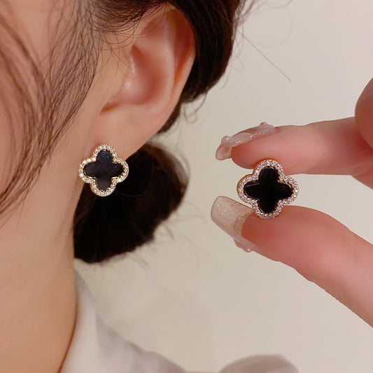 S925微鑲小巧耳釘－商品主圖｜https://igowo.tw/