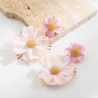 繽紛花朵垂墜耳環－紫色款細節4｜https://igowo.tw/